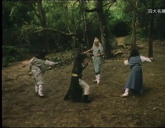 董骠 梁小龙