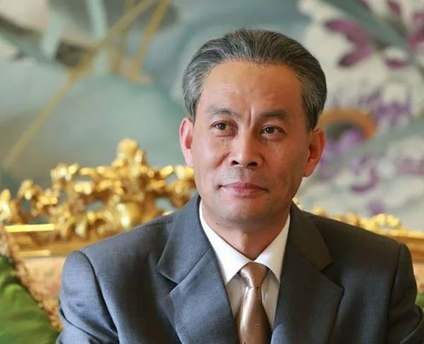 马少骅邓小平电视剧
