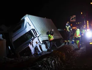 穿越地狱公路 Highway Thru Hell 纪录片 第3季全13集 英语无字幕 1080P MKV 高清纯净版