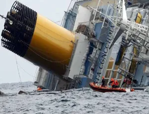 拯救沉船 Sunken Ship Rescue 2015 纪录片