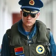 歼十出击2011