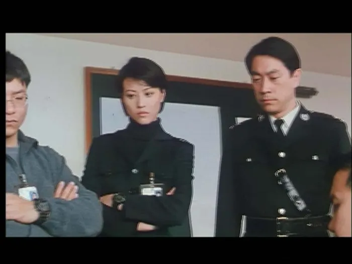 周海媚