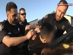 直击追捕现场 Live PD 纪录片 1080P高清 中文字幕合集 真实案件全纪实阿拉斯加三角洲 The Alaska Triangle 第二季全10集 1080P高清 英语中英双字 官方纯净版