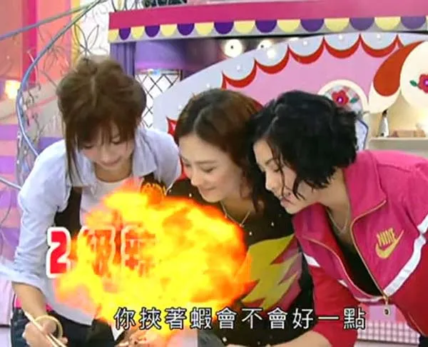 美女厨房第1季粤语中字
