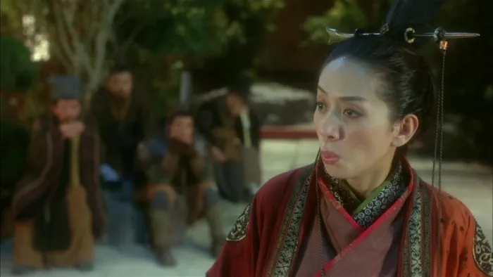 钟无艳 2001