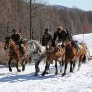 镜泊湖的枪声