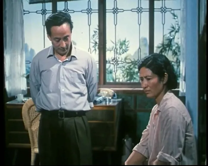 乳燕飞1979