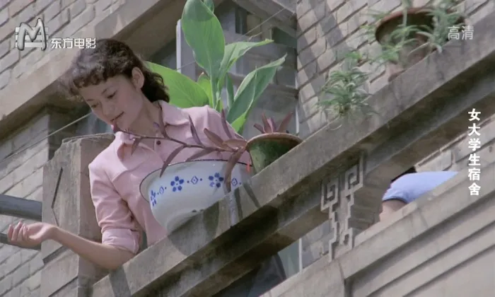 女大学生宿舍1983