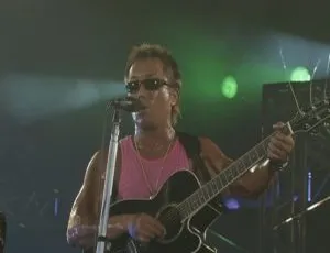 长渕刚 Tsuyoshi Nagabuchi 2004 樱岛全夜演唱会 蓝光高清珍藏版