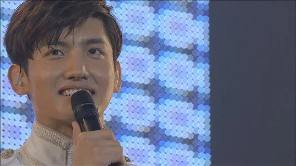 日韩双现场LIVE