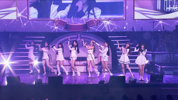 LOVELYZ限量拍立得收藏版