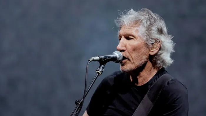 Roger Waters Us + Them 2020