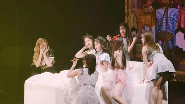 Red Room 2018蓝光珍藏版