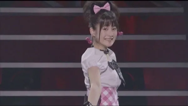 Buono! Magazine Vol.4