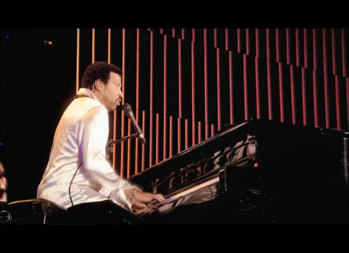 All Night Long现场