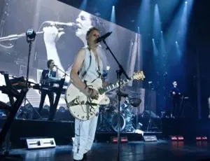 Depeche Mode 2019演唱会实录+纪录片 Spirits in the Forest Live Spirits 双碟版