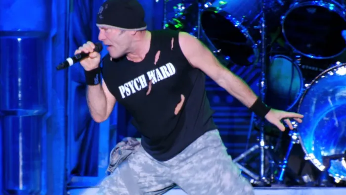 Iron Maiden 2012蓝光