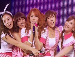 KARA组合 韩国演唱会蓝光版 MV精选第2弹 Best Clips II & Shows 2013