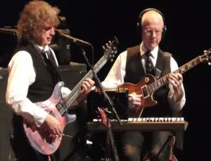King Crimson 激进行动演唱会 Blu-ray 蓝光高清 2016 现场实录 38.1G