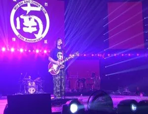 伍佰 & China Blue 透南风 2018 台湾演唱会 BluRay 现场全纪录 BDMV 蓝光高清版-蓝海网