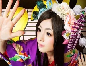 アイラミツキ 2010日本演唱会现场 スリークエスチョン附赠DVD 高清完整版