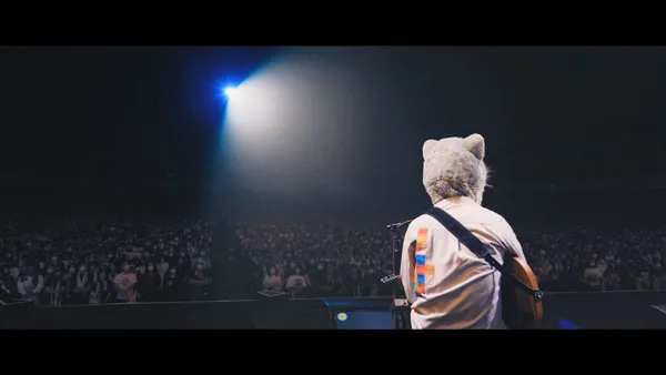 Break and Cross the Walls Tour