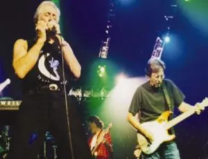 John Mayall & The Bluesbreakers and Friends 70岁生日演唱会 欧美蓝光高清现场-蓝海网