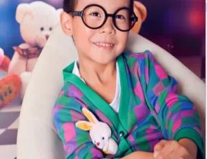 夜夜好故事陪伴孩子甜美入梦：147个睡前故事合集丨儿童文学精选  温暖童声伴睡：147个经典儿童睡前故事集丨培养语言表达能力  傲然妈妈讲故事丨147天哄睡秘籍：让孩子爱上睡前时光的魔法故事集