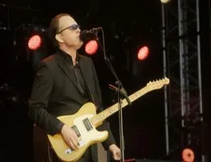 Joe Bonamassa British Blues Explosion 2018蓝光演唱会现场高清版-蓝海网