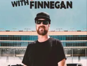 纪录片 疾速老爷车 Faster With Finnegan